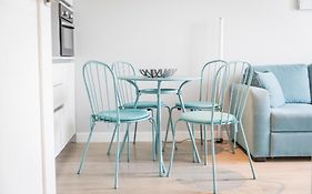 Apartament Pełen Wdzięku z balkonem